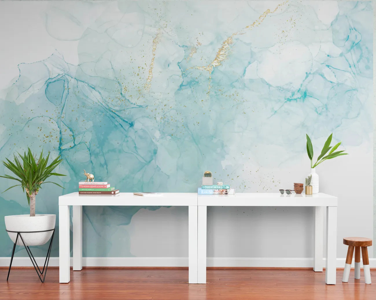 Papier peint Papier peint aquarelle bleu et doré abstrait évoquant apaisante