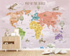 Papier peint Papier peint enfant carte du monde fond rose aux couleurs douces