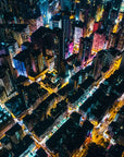Vue aérienne nocturne des bâtiments fond d'écran